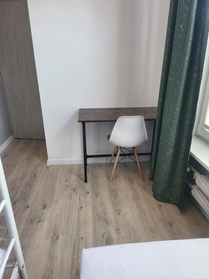 Rooms4Rest Wiertnicza - Private Rooms For Tourists - Atr Consulting Sp, Z O,O, Warszawa Eksteriør billede