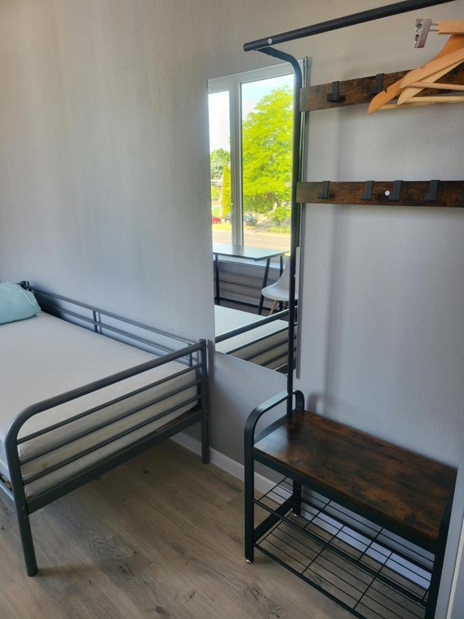 Rooms4Rest Wiertnicza - Private Rooms For Tourists - Atr Consulting Sp, Z O,O, Warszawa Eksteriør billede