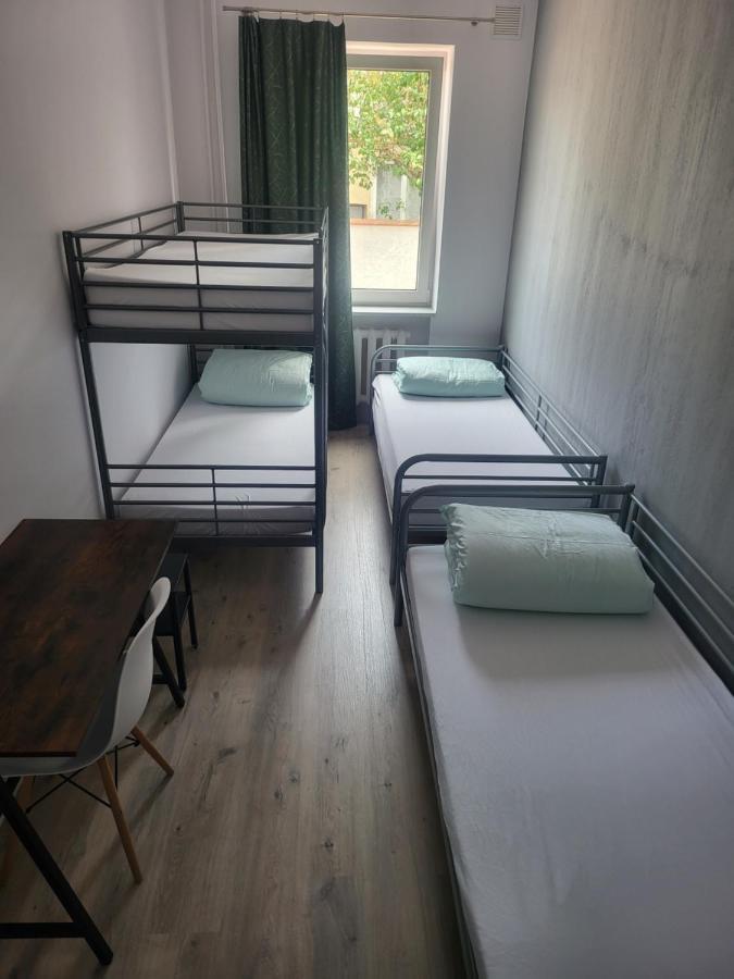 Rooms4Rest Wiertnicza - Private Rooms For Tourists - Atr Consulting Sp, Z O,O, Warszawa Eksteriør billede