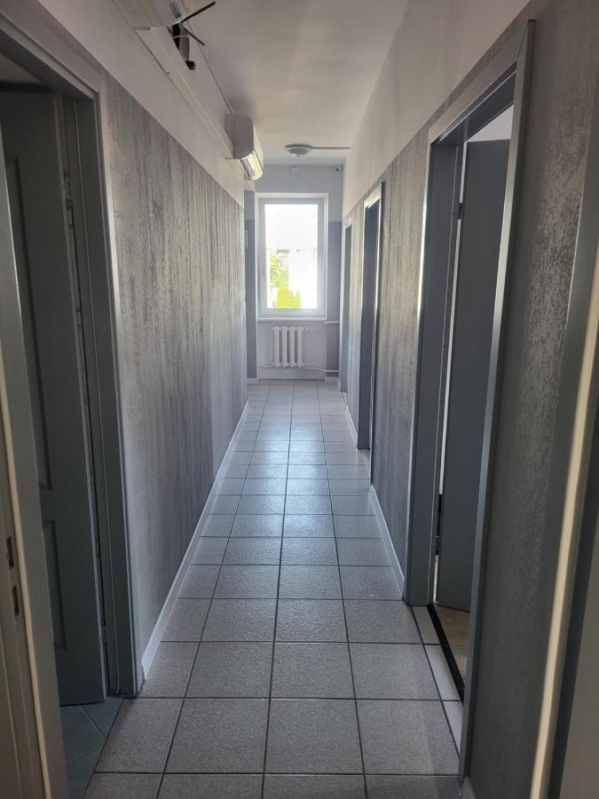 Rooms4Rest Wiertnicza - Private Rooms For Tourists - Atr Consulting Sp, Z O,O, Warszawa Eksteriør billede