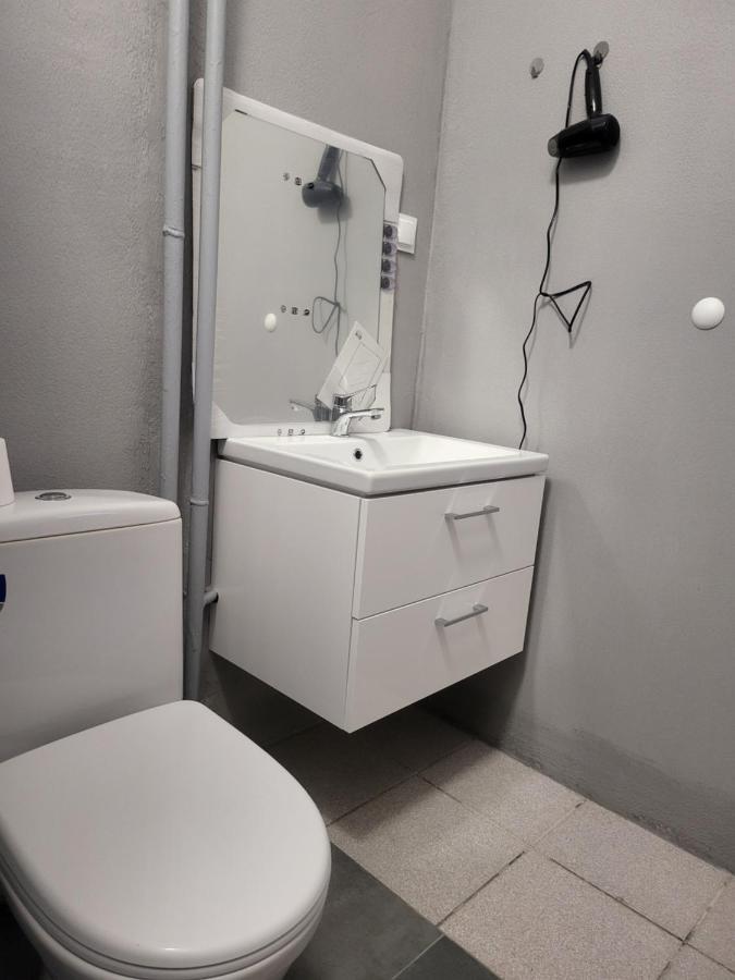 Rooms4Rest Wiertnicza - Private Rooms For Tourists - Atr Consulting Sp, Z O,O, Warszawa Eksteriør billede