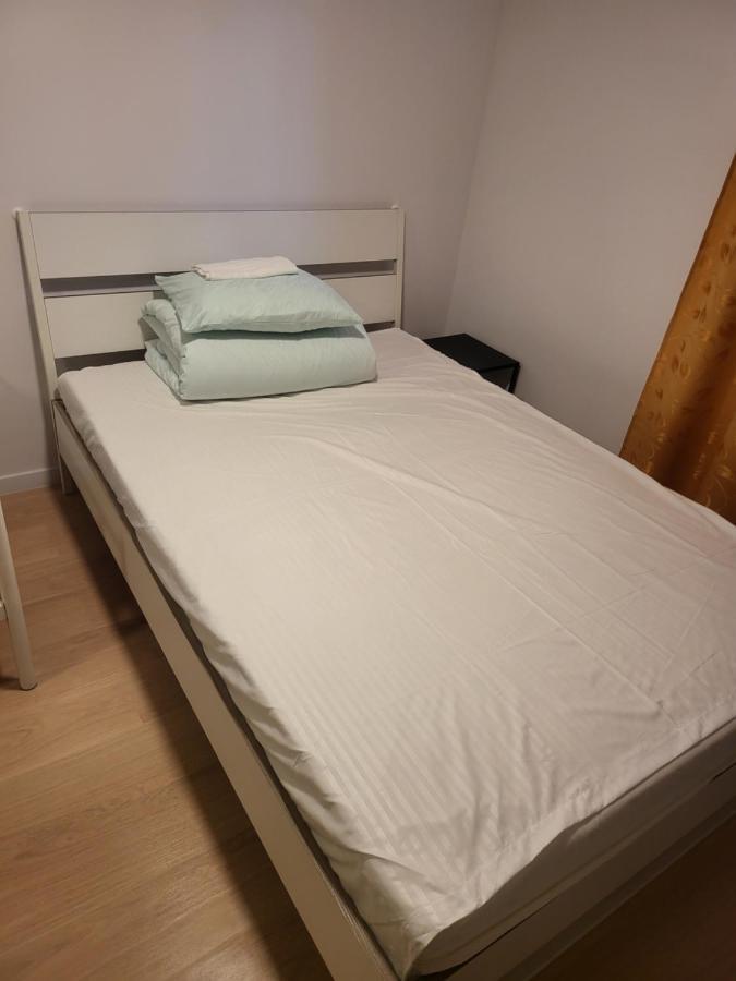 Rooms4Rest Wiertnicza - Private Rooms For Tourists - Atr Consulting Sp, Z O,O, Warszawa Eksteriør billede