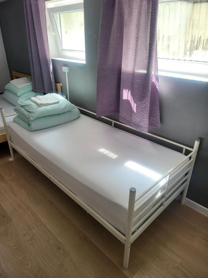 Rooms4Rest Wiertnicza - Private Rooms For Tourists - Atr Consulting Sp, Z O,O, Warszawa Eksteriør billede