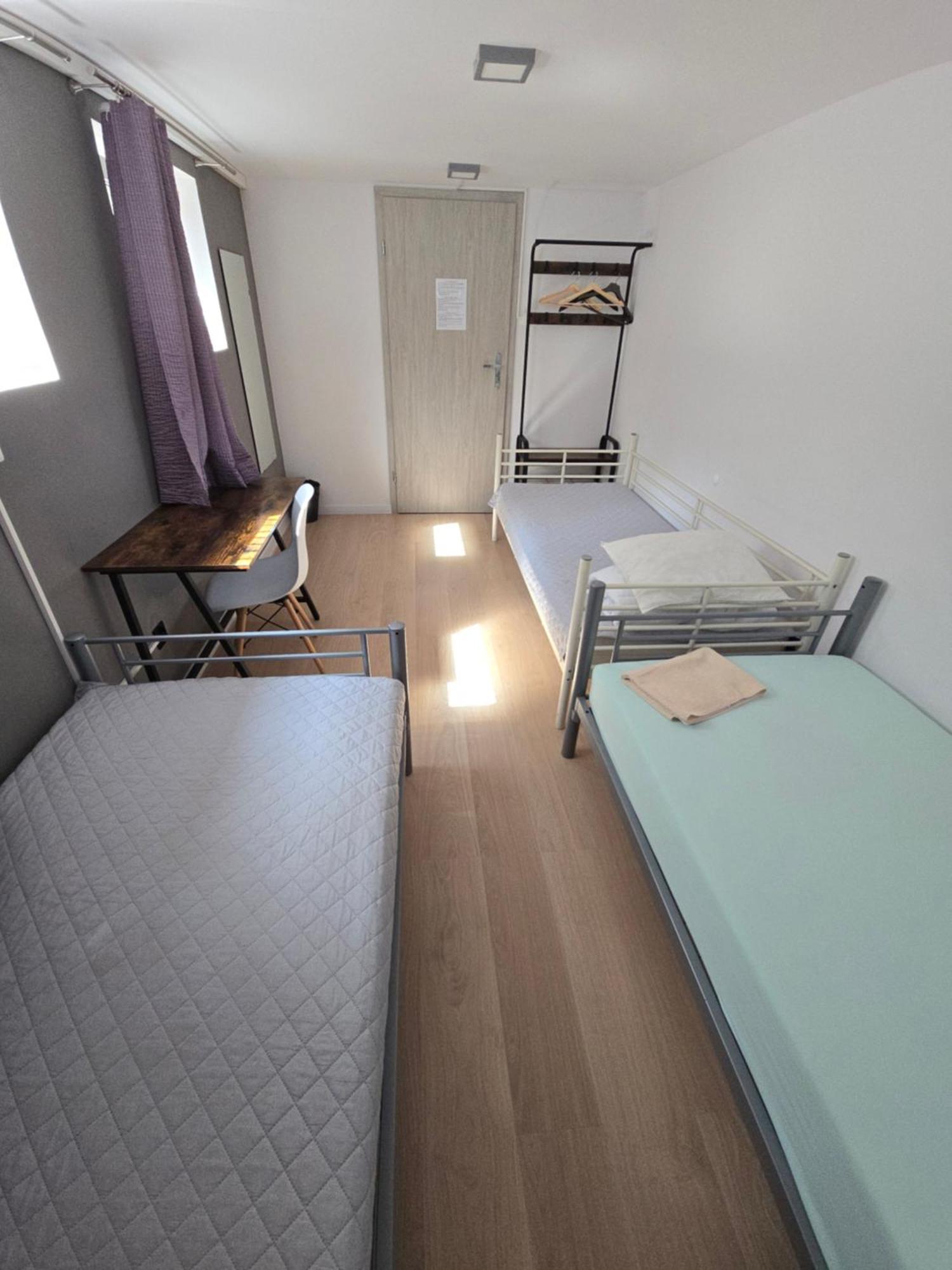 Rooms4Rest Wiertnicza - Private Rooms For Tourists - Atr Consulting Sp, Z O,O, Warszawa Eksteriør billede